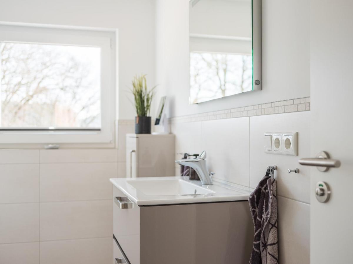 Ferienhaus für die ganze Familie - Kamin-Sauna-See Krakow am See Exterior foto